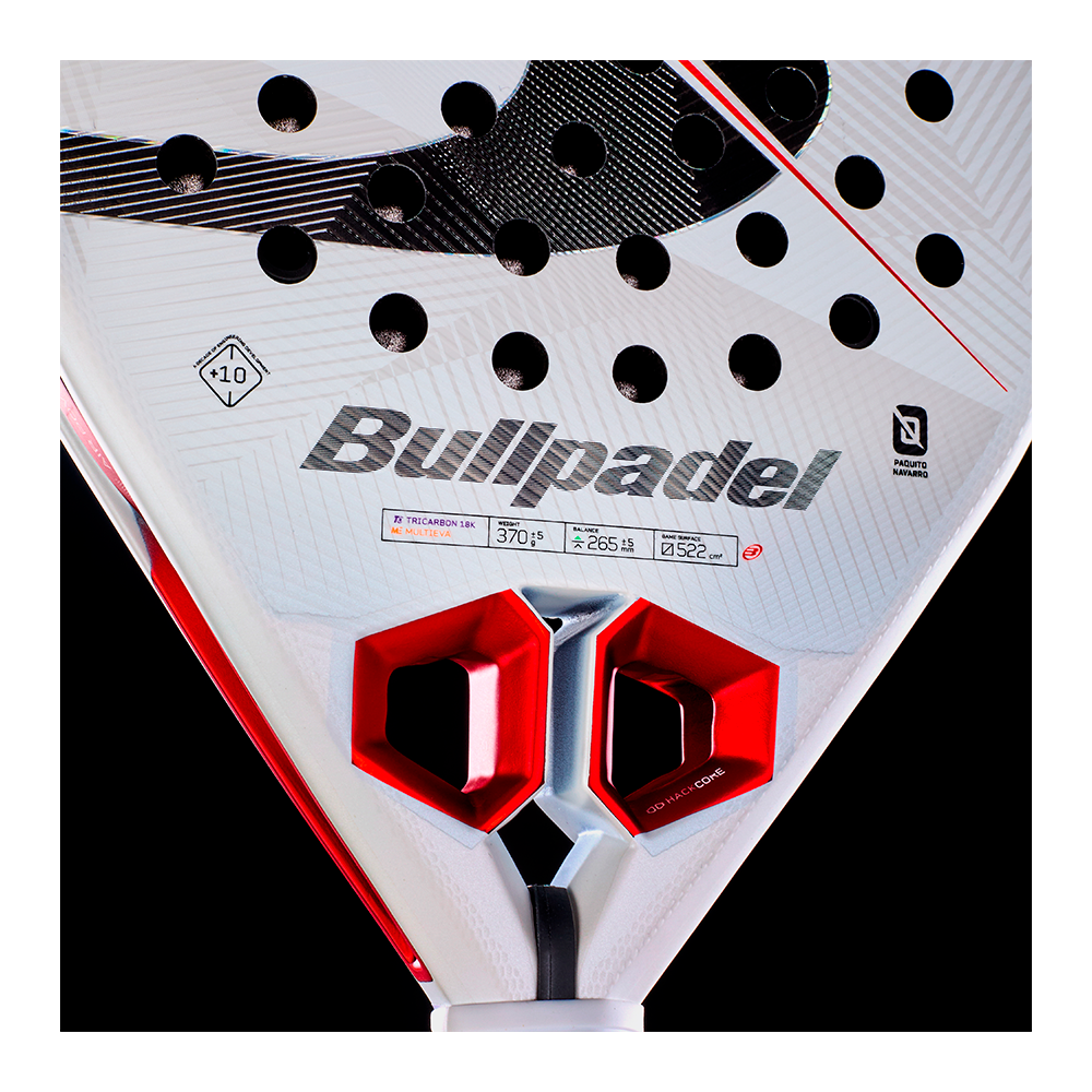 Pala Bullpadel Hack 05 2027 detalle corazon
