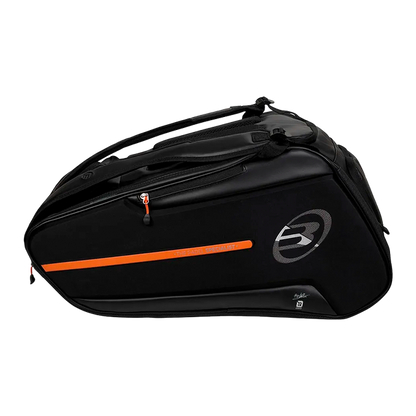 Paletero Bullpadel Hack Negro 2026