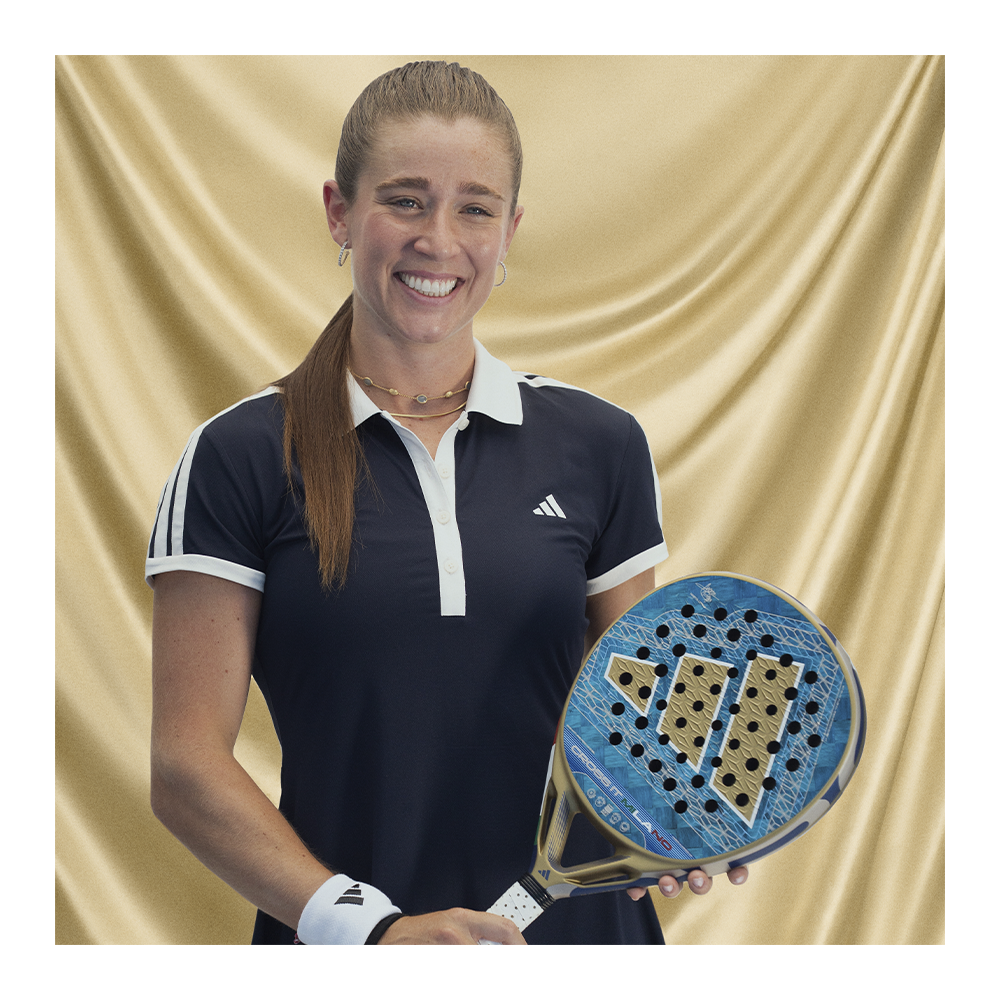 Marta Ortega con la pala Adidas Cross It Light Milano 2026